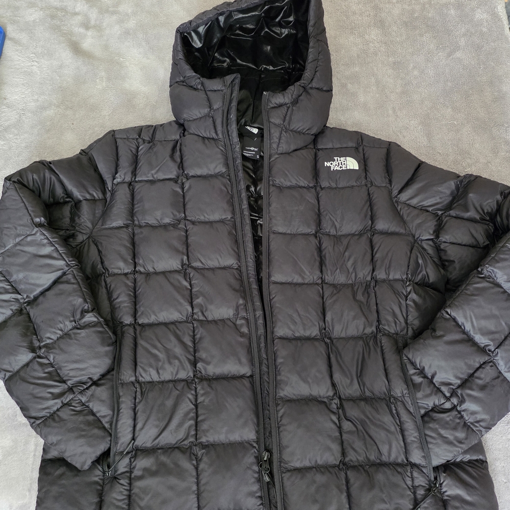 The North Face Men's Black Quilted Puffer Jacket